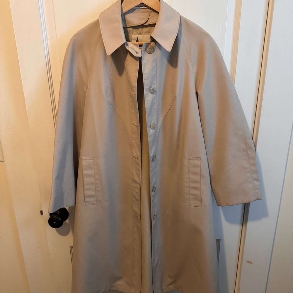 Vintage Misty Harbor Trench Coat in Taupe